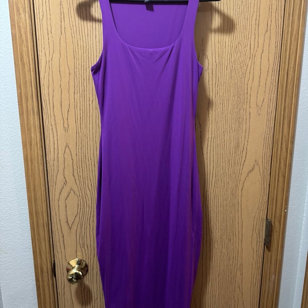 Purple fitted dress size Small V